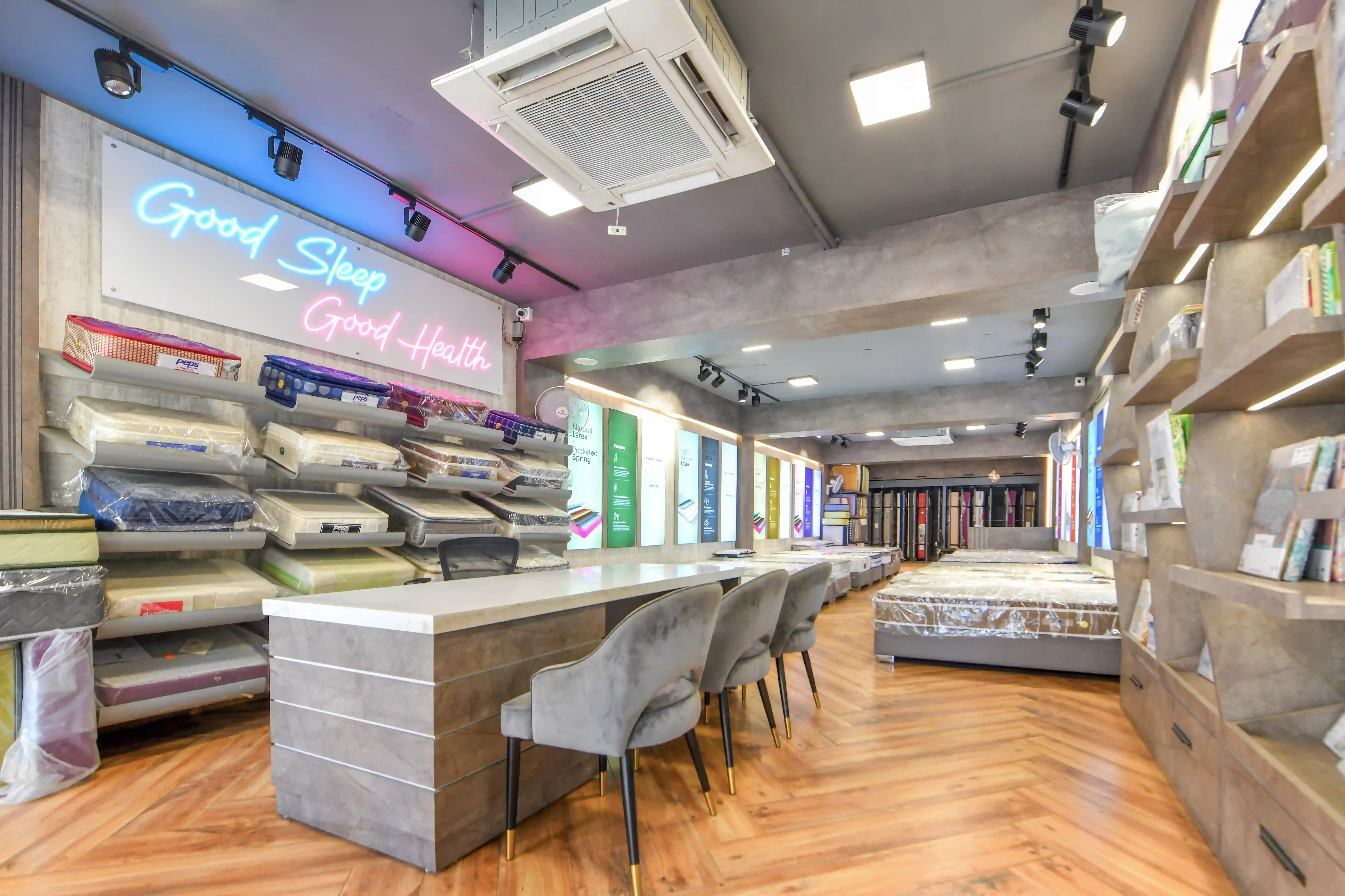 Universal Mattress commercial Interior Project